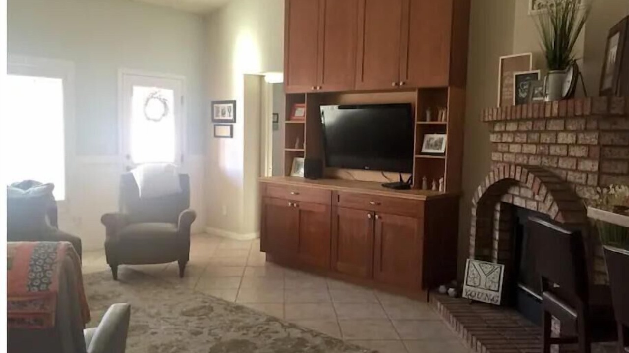 Photo of Livingroom in Lakewood