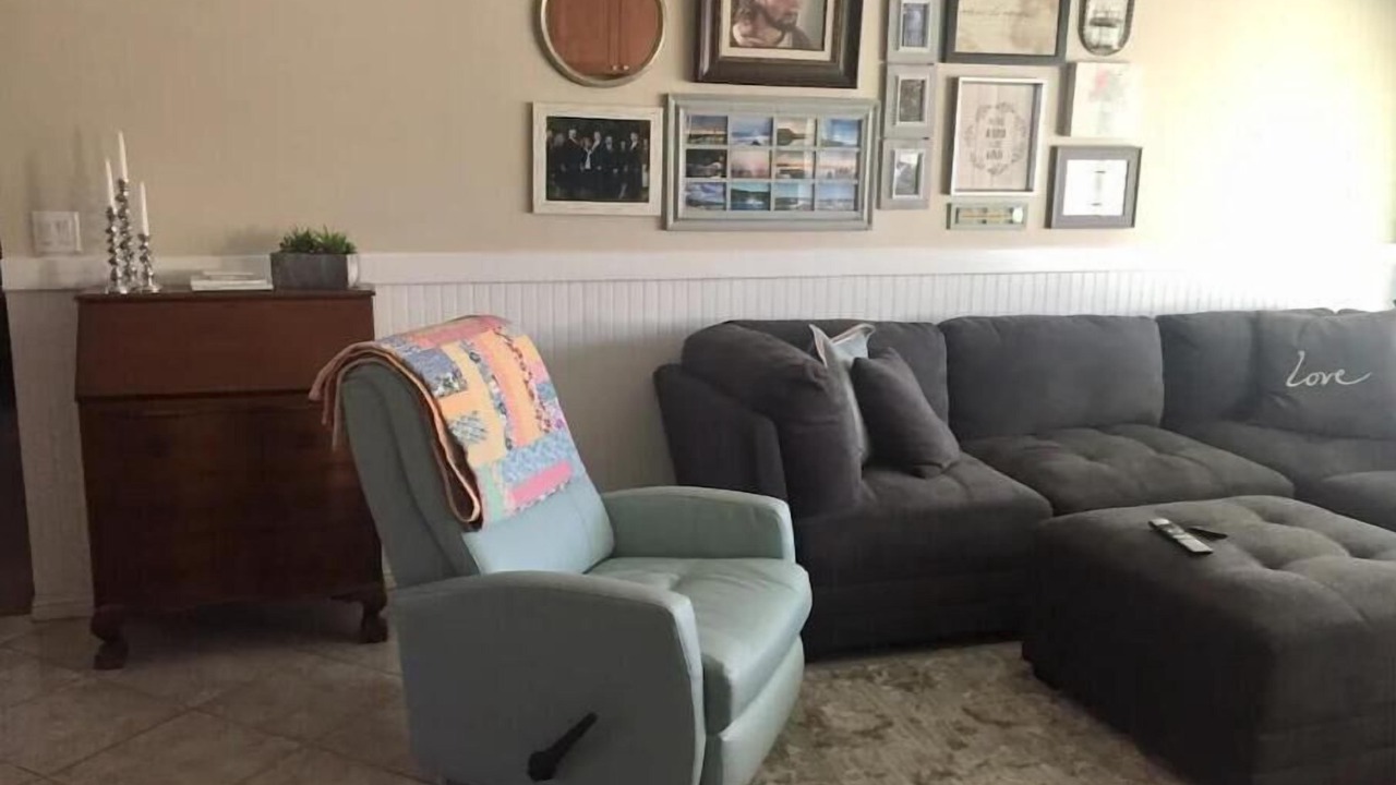 Photo of Livingroom in Lakewood