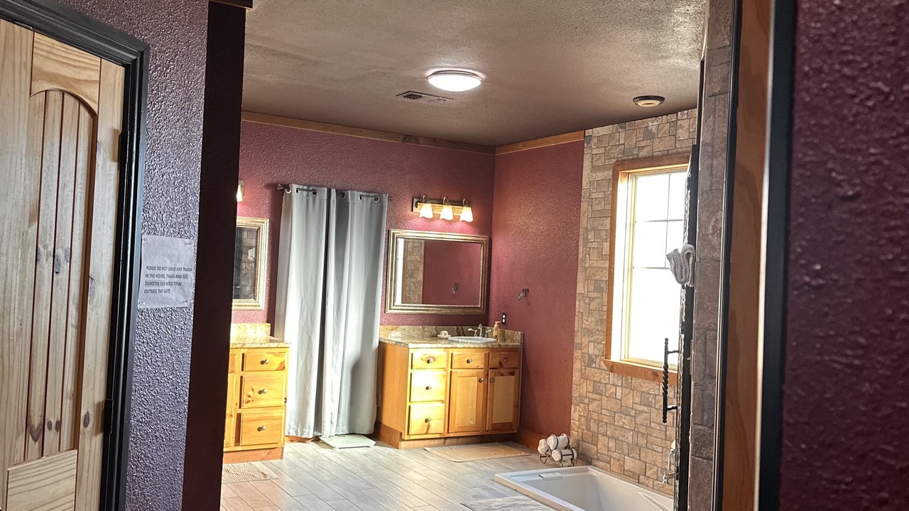 Photo of Bathroom in Gober