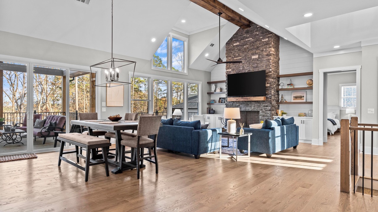 Photo of Livingroom in Reed Creek