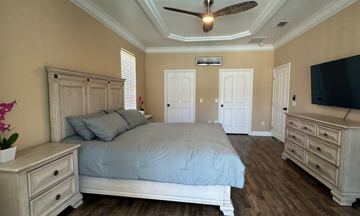 Photo of Bedroom in Candler