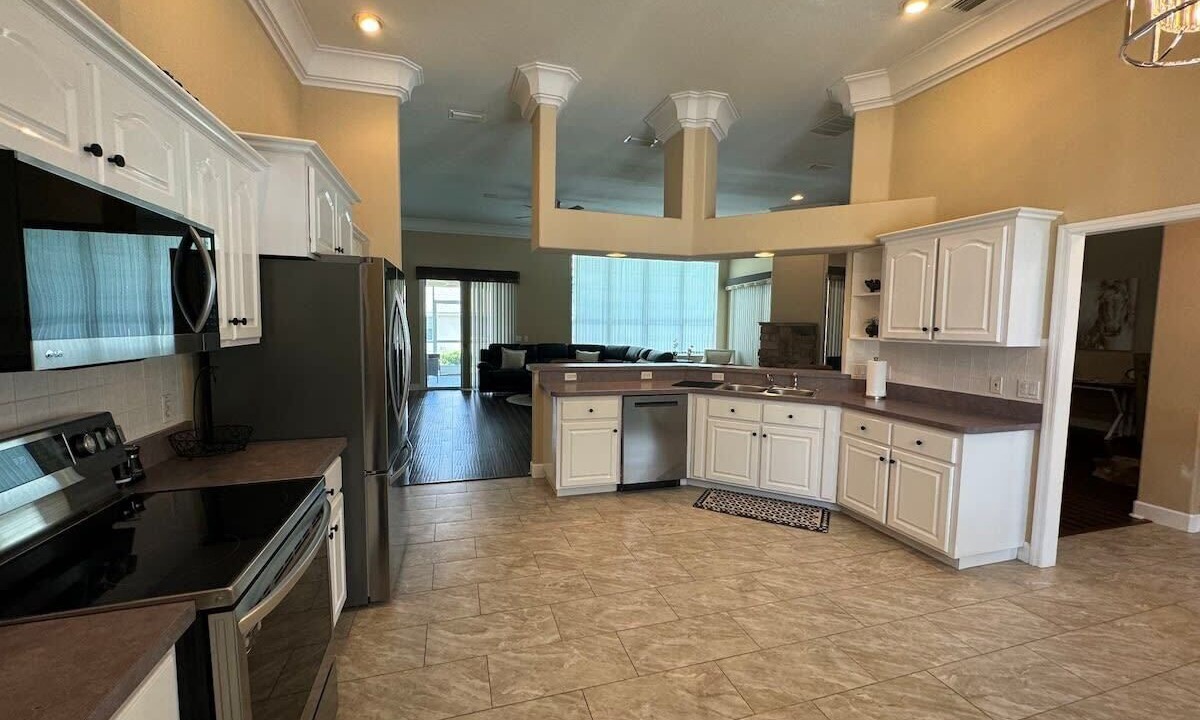 Photo of Kitchen in Candler