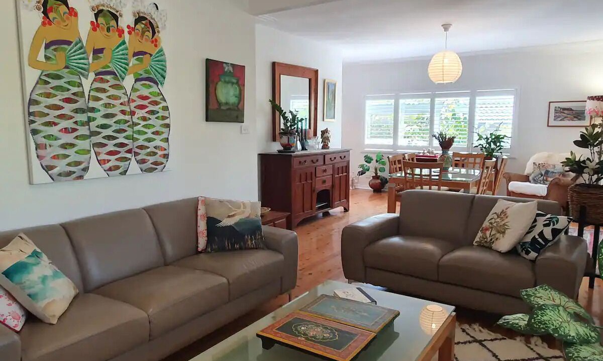 Photo of Livingroom in Macmasters Beach
