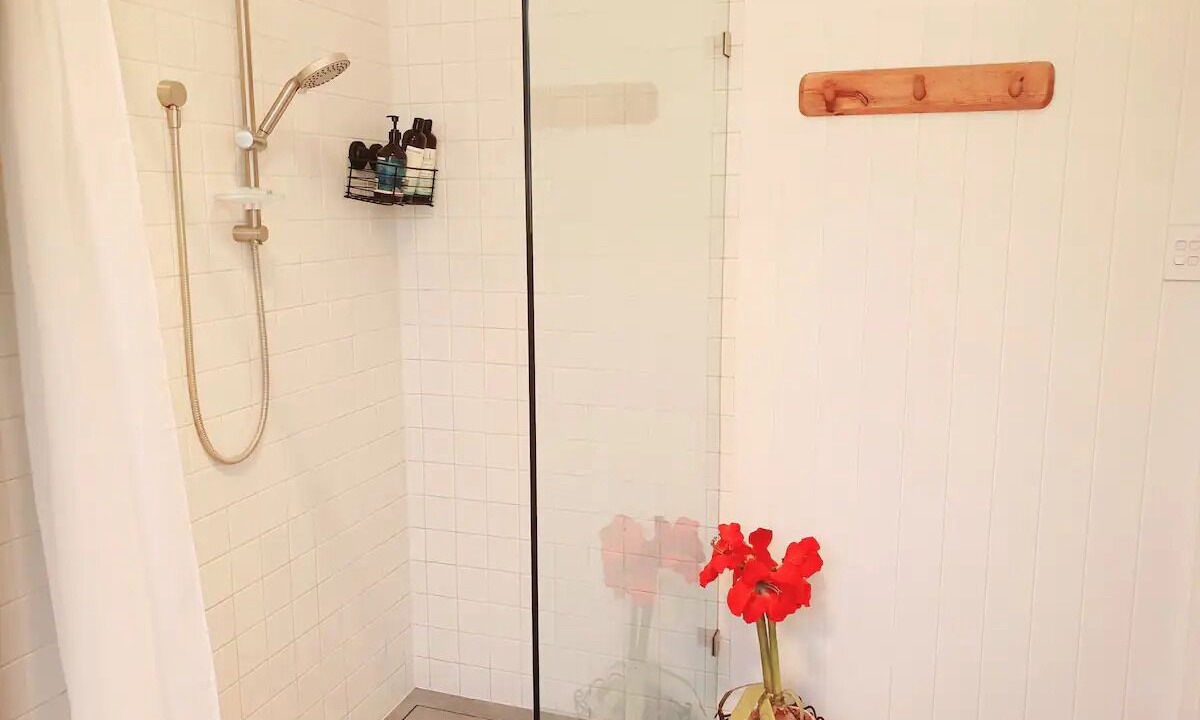 Photo of Bathroom in Macmasters Beach