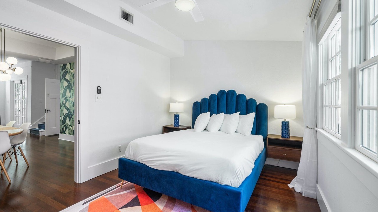 Photo of Bedroom in Downtown