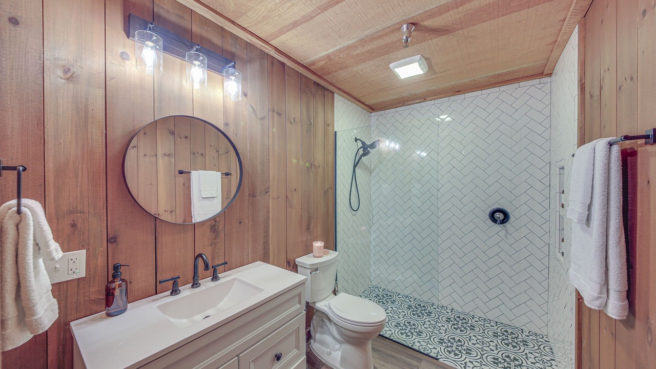 Photo of Bathroom in Bonners Ferry