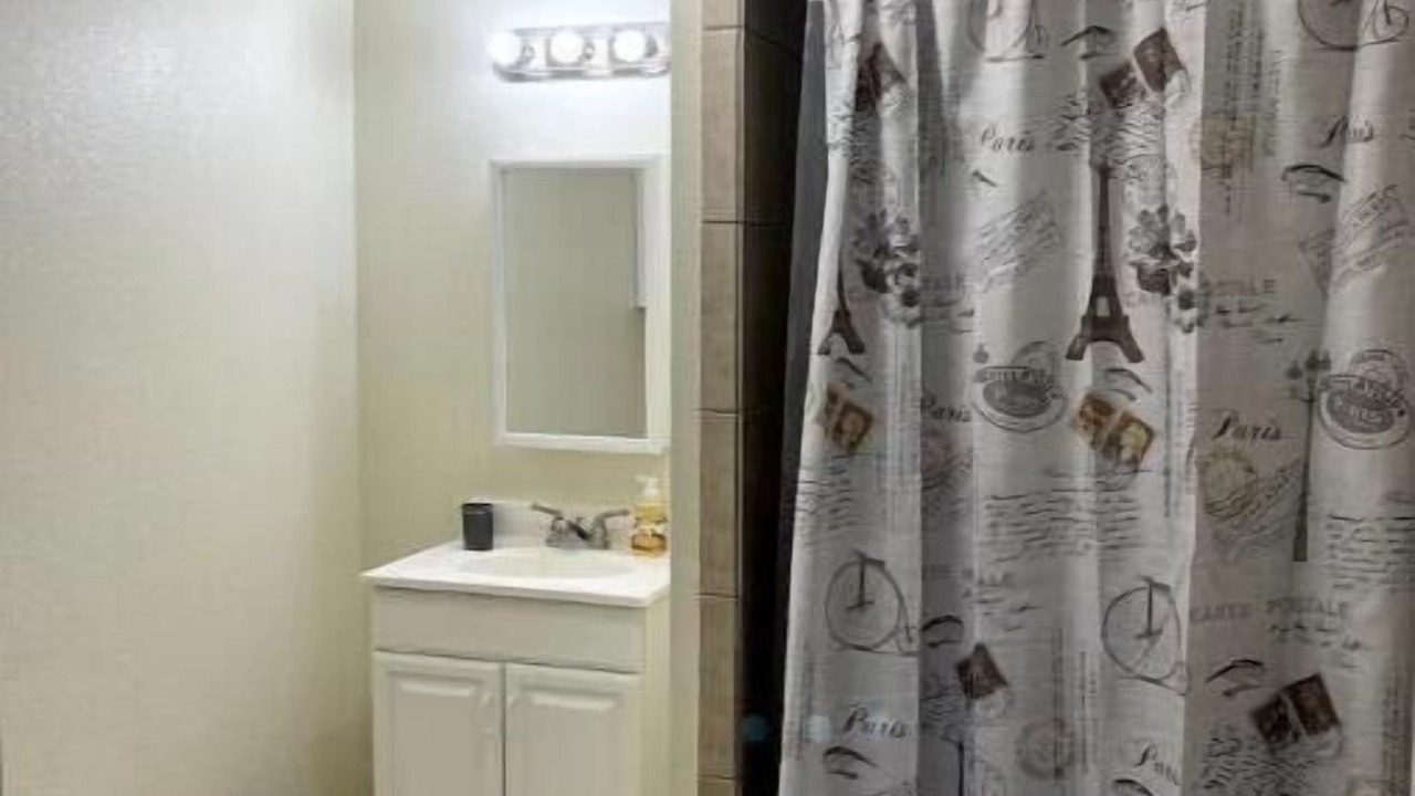 Photo of Bathroom in Big Spring