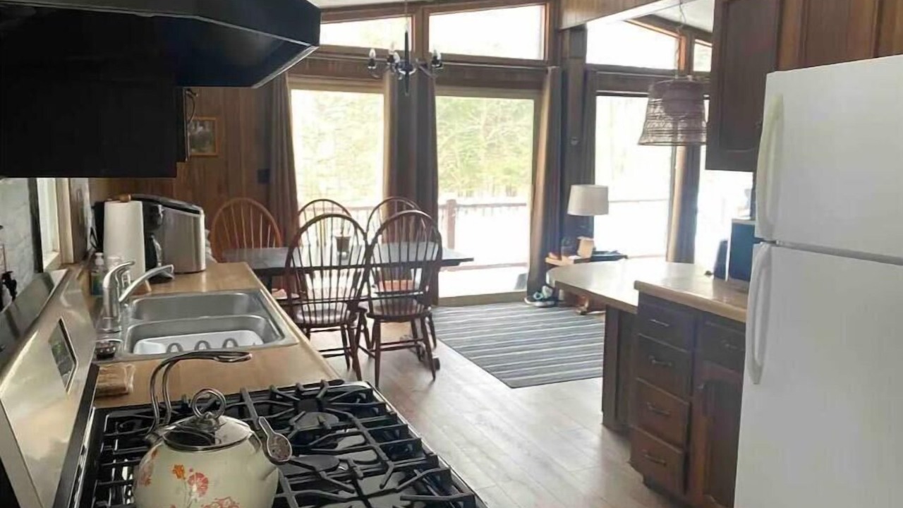 Photo of Kitchen in Russell