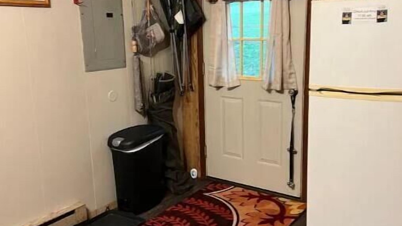 Photo of Others in Russell