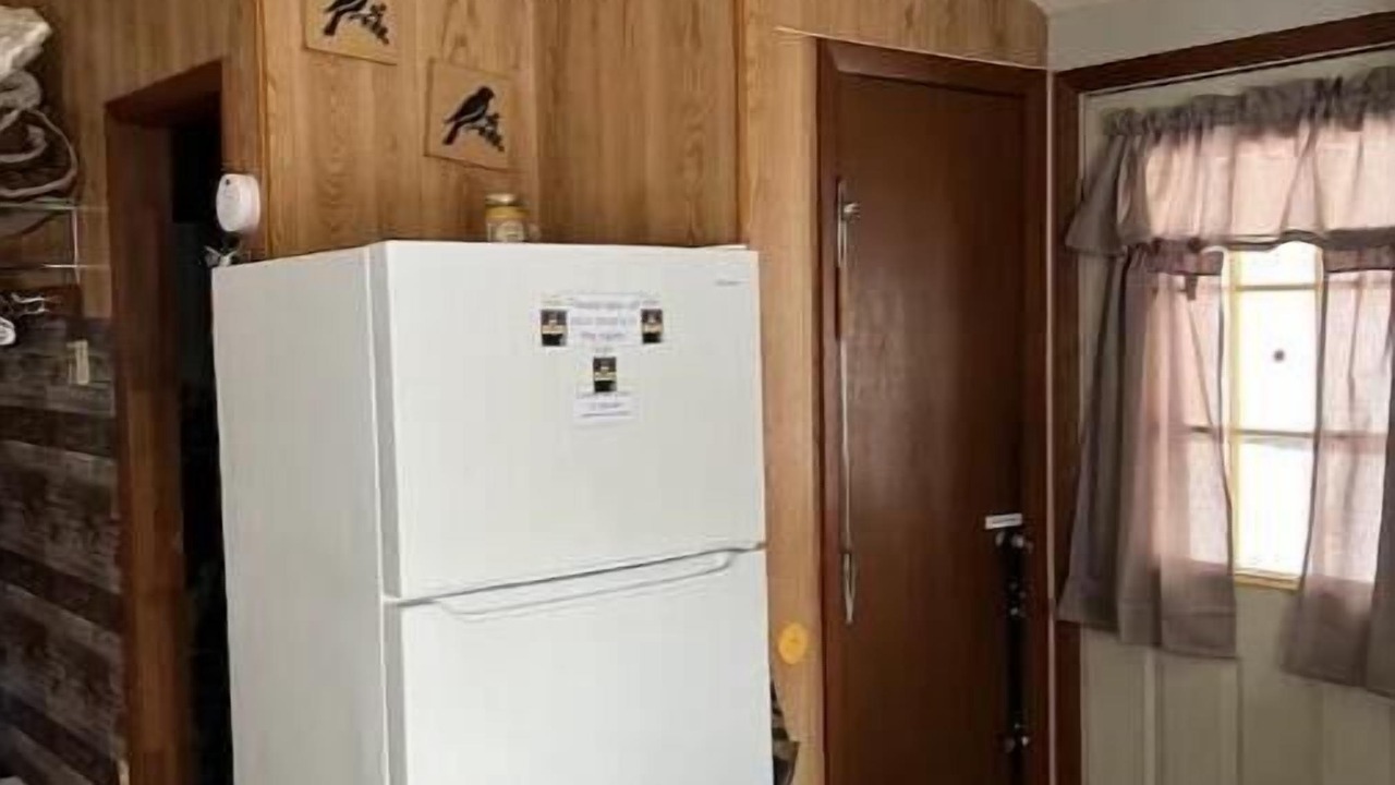 Photo of Others in Russell