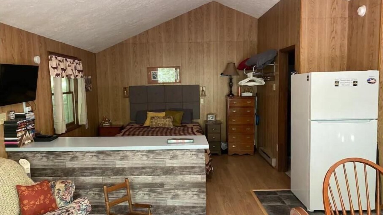 Photo of Livingroom in Russell