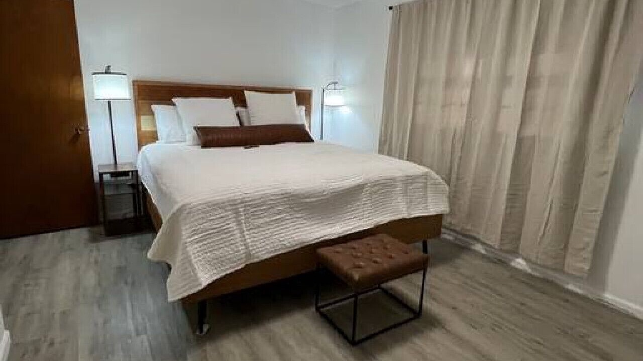 Photo of Bedroom in Arabi