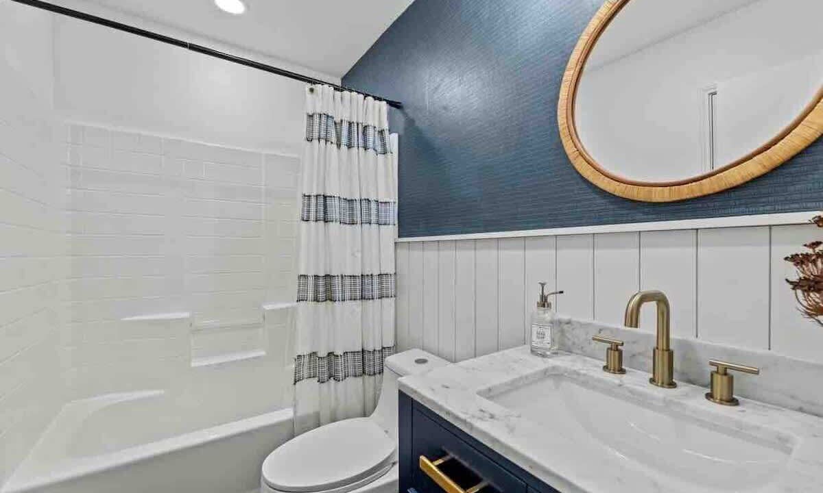 Photo of Bathroom in Royse City