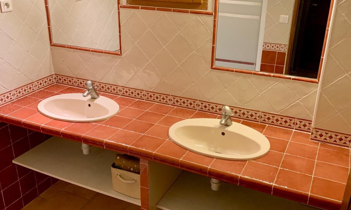 Photo of Bathroom in Sabran