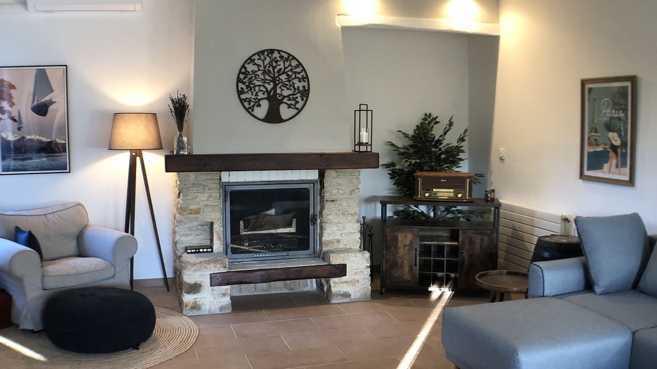 Photo of Livingroom in Sabran