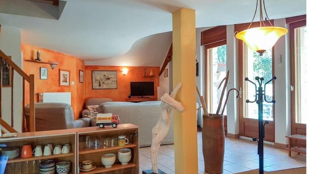 Photo of Others in Bellaffaire