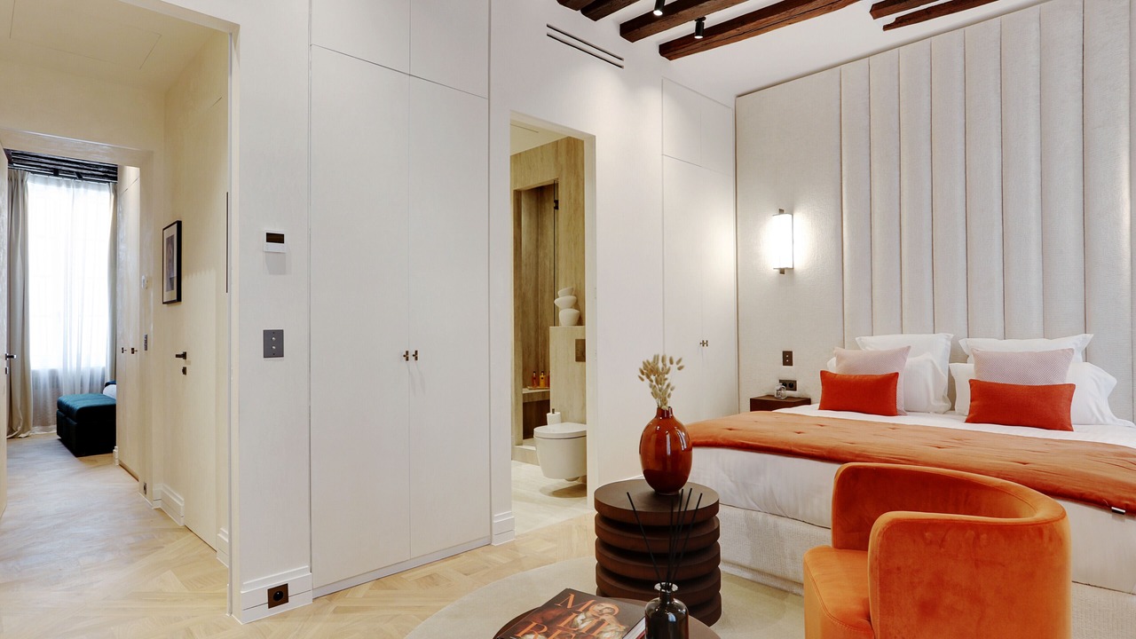 Photo of Bedroom in 6th Arrondissement