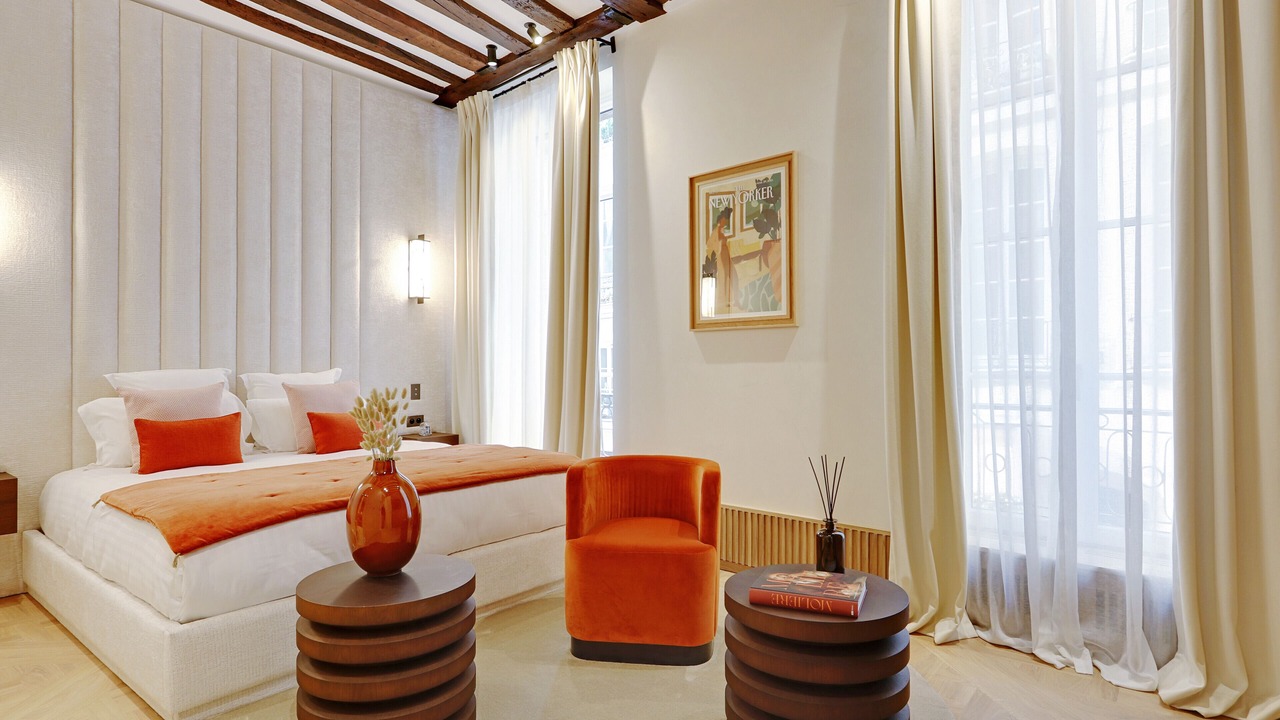 Photo of Bedroom in 6th Arrondissement