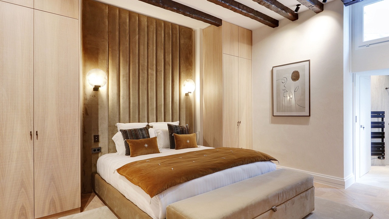 Photo of Bedroom in 6th Arrondissement