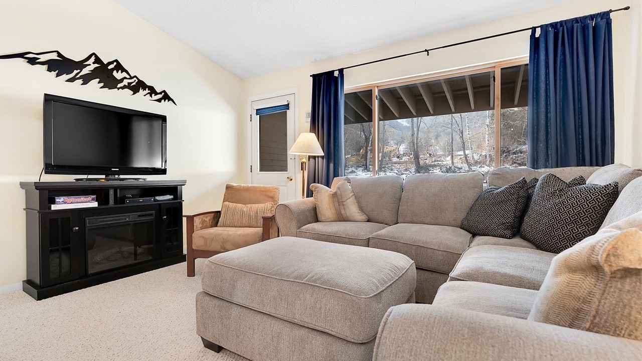 Photo of Livingroom in Sunday River Area