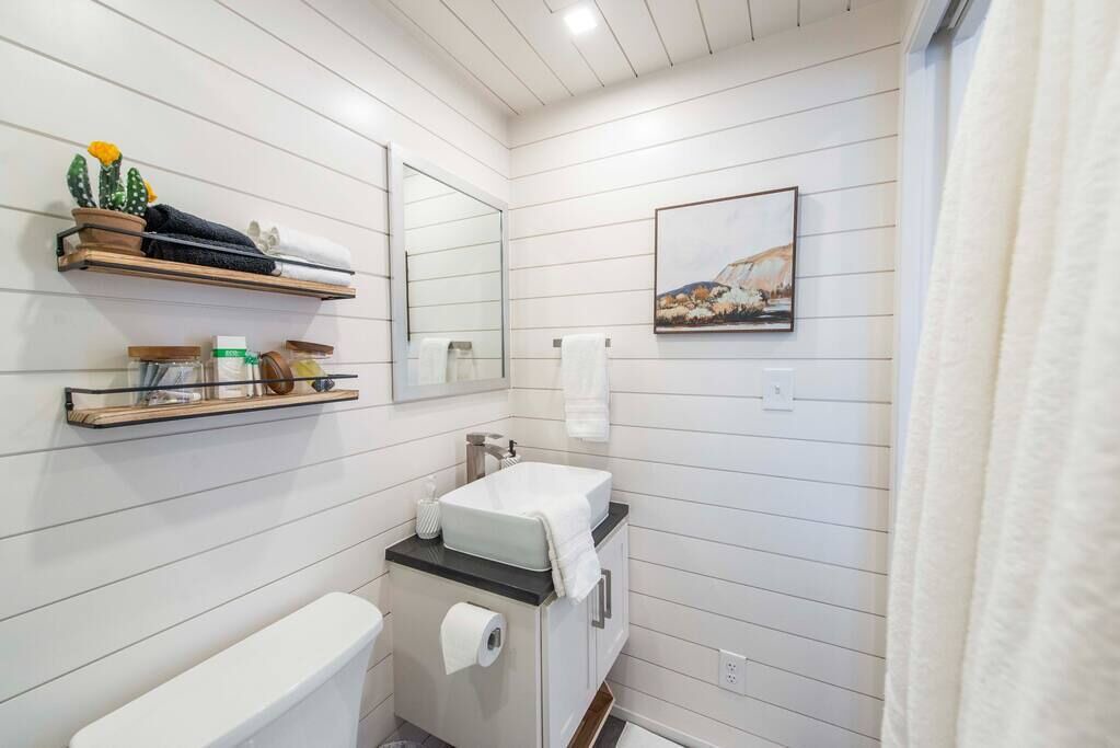 Photo of Bathroom in Alpine