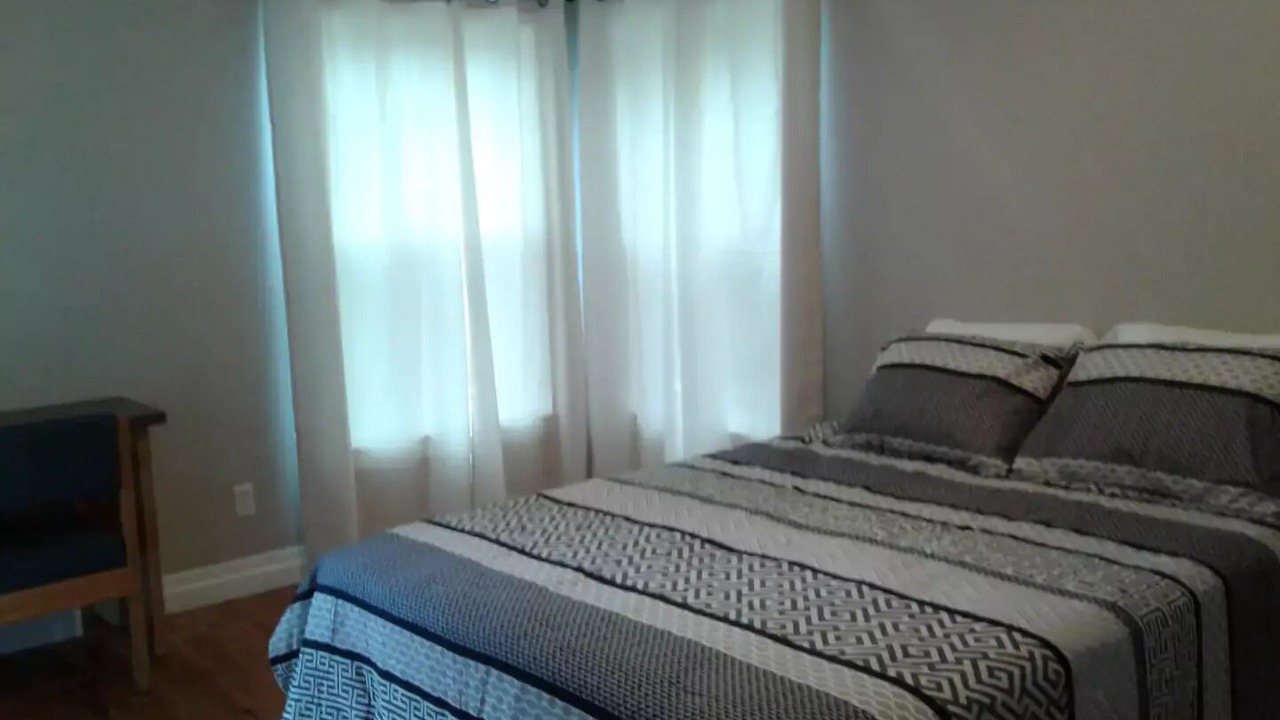 Photo of Bedroom in Stoney Creek