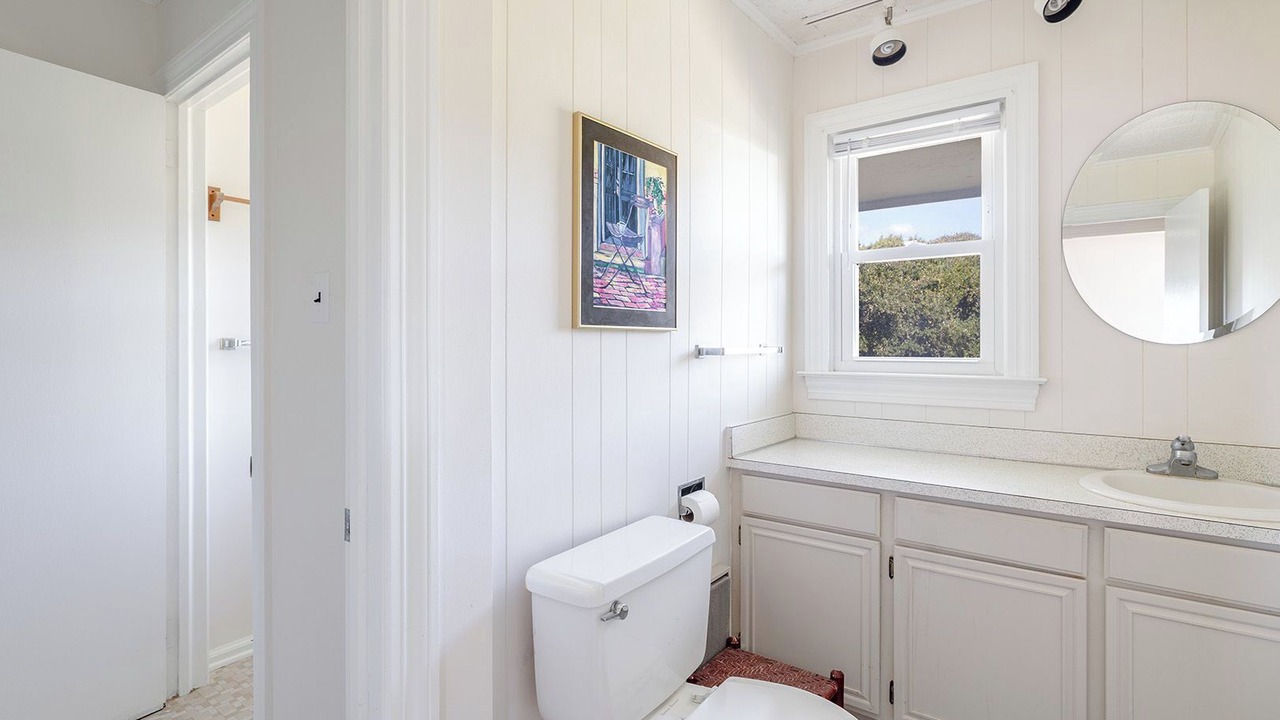 Photo of Bathroom in Pine Knoll Shores