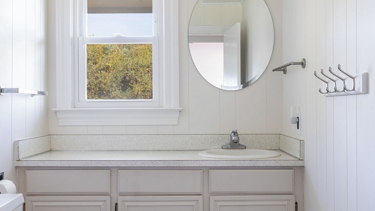 Photo of Bathroom in Pine Knoll Shores