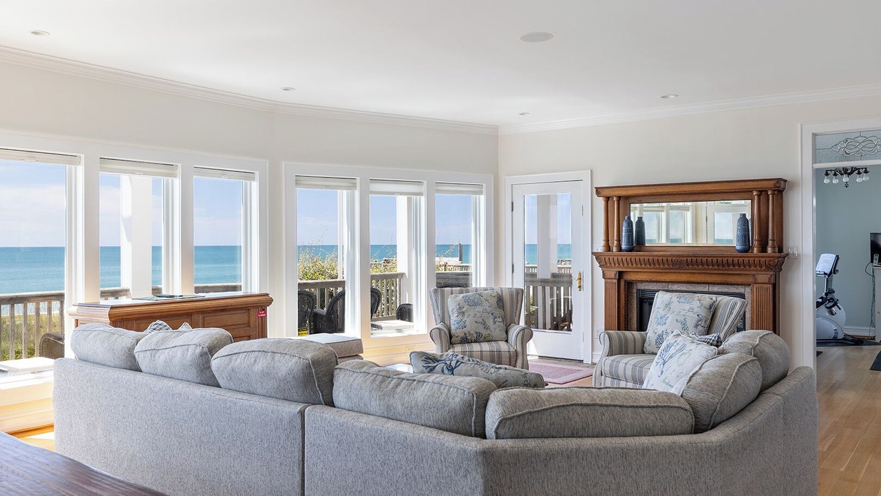 Photo of Livingroom in Emerald Isle