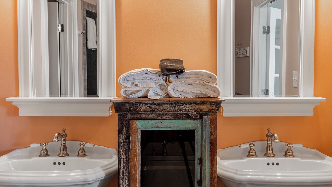 Photo of Bathroom in Emerald Isle