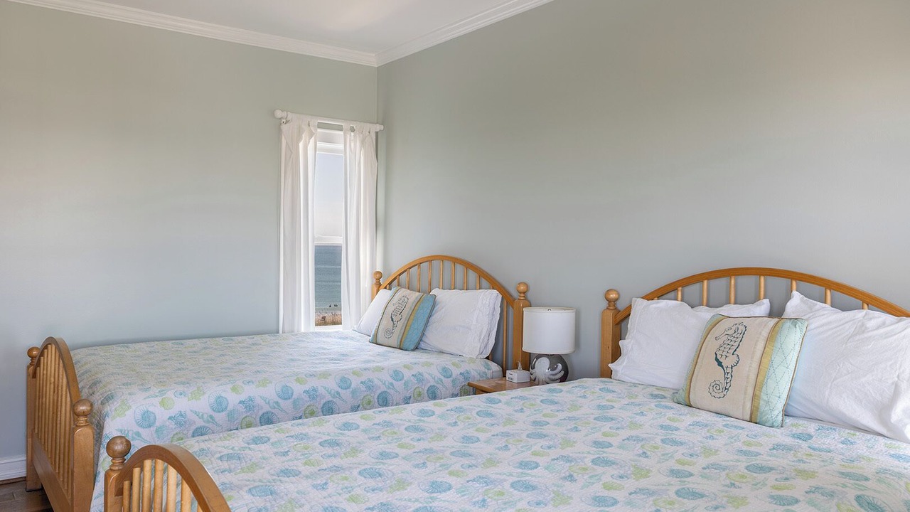 Photo of Bedroom in Emerald Isle