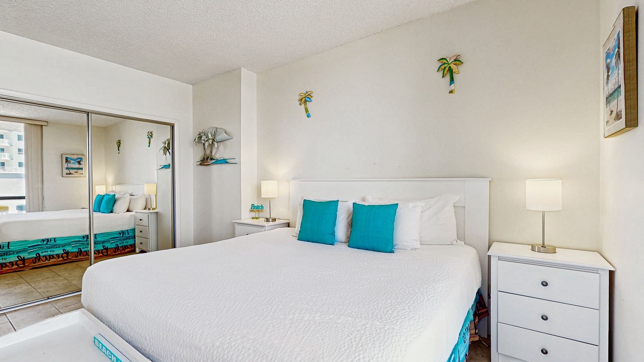 Photo of Bedroom in Miramar Beach