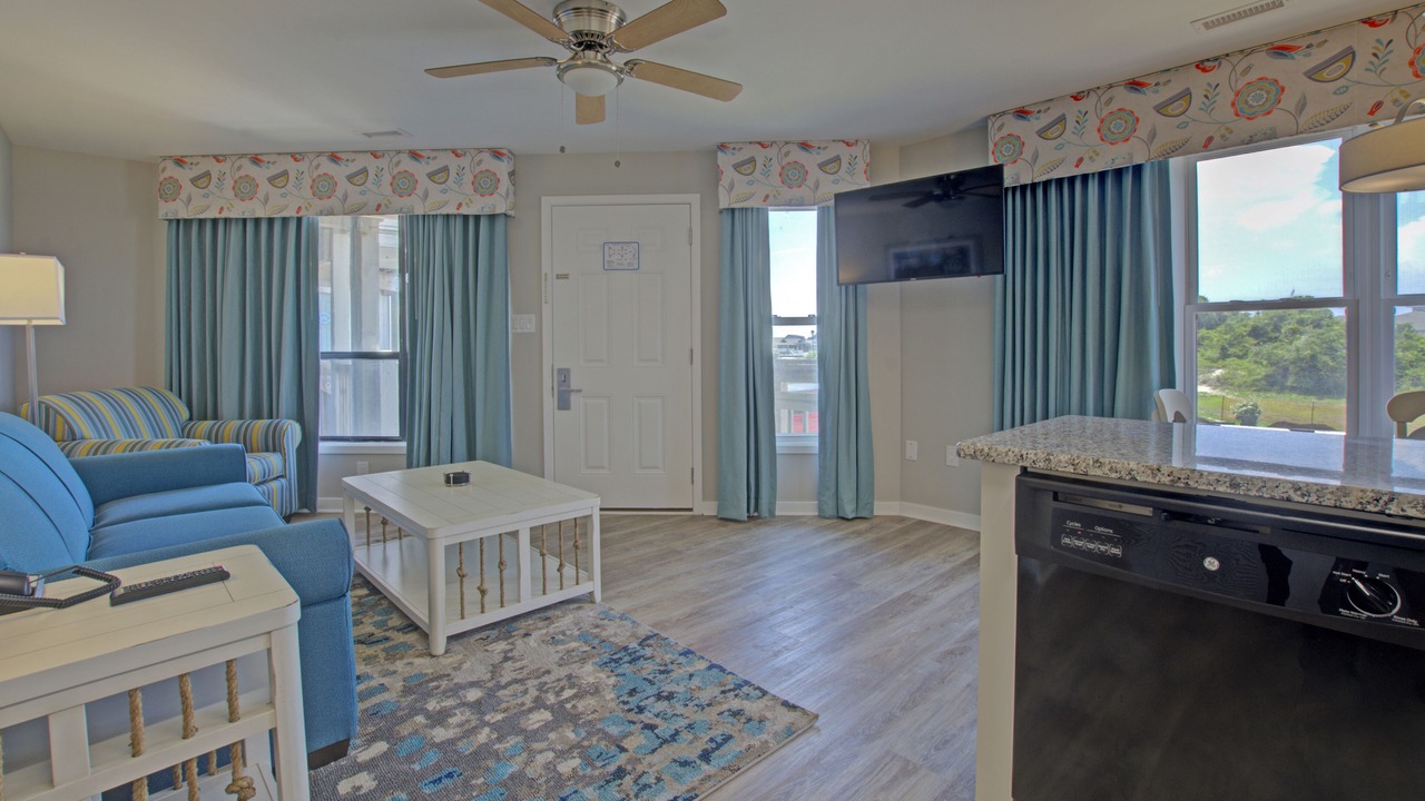 Photo of Livingroom in Atlantic Beach