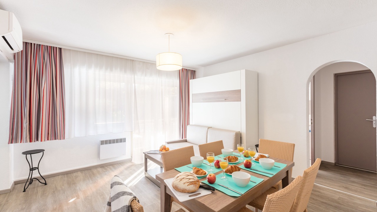 Photo of Livingroom in Sainte-Maxime City Centre