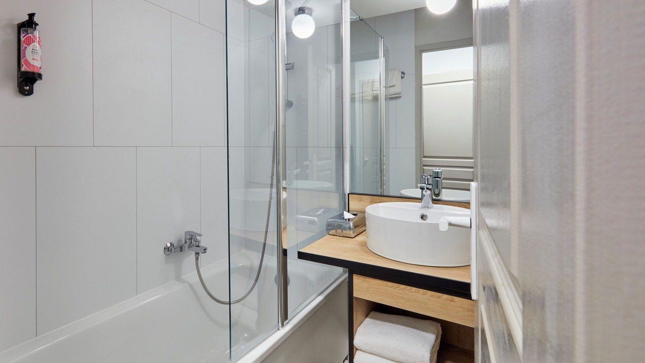 Photo of Bathroom in Serris