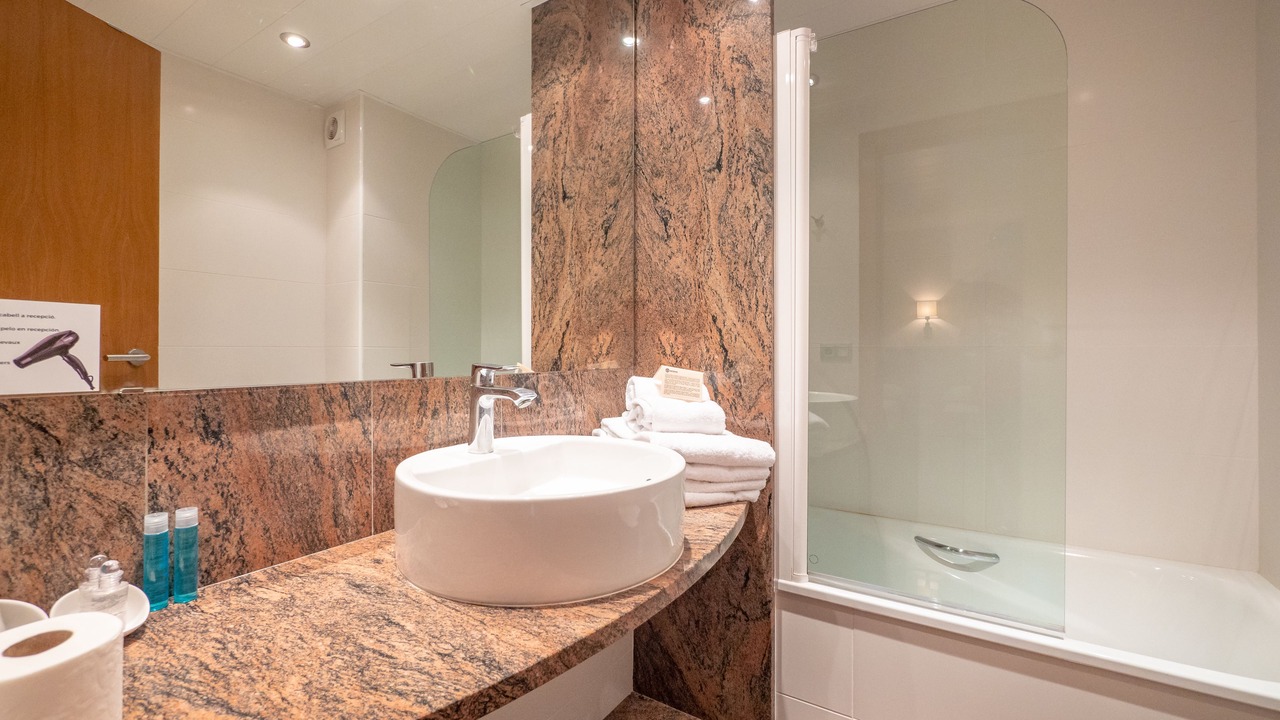 Photo of Bathroom in Pals