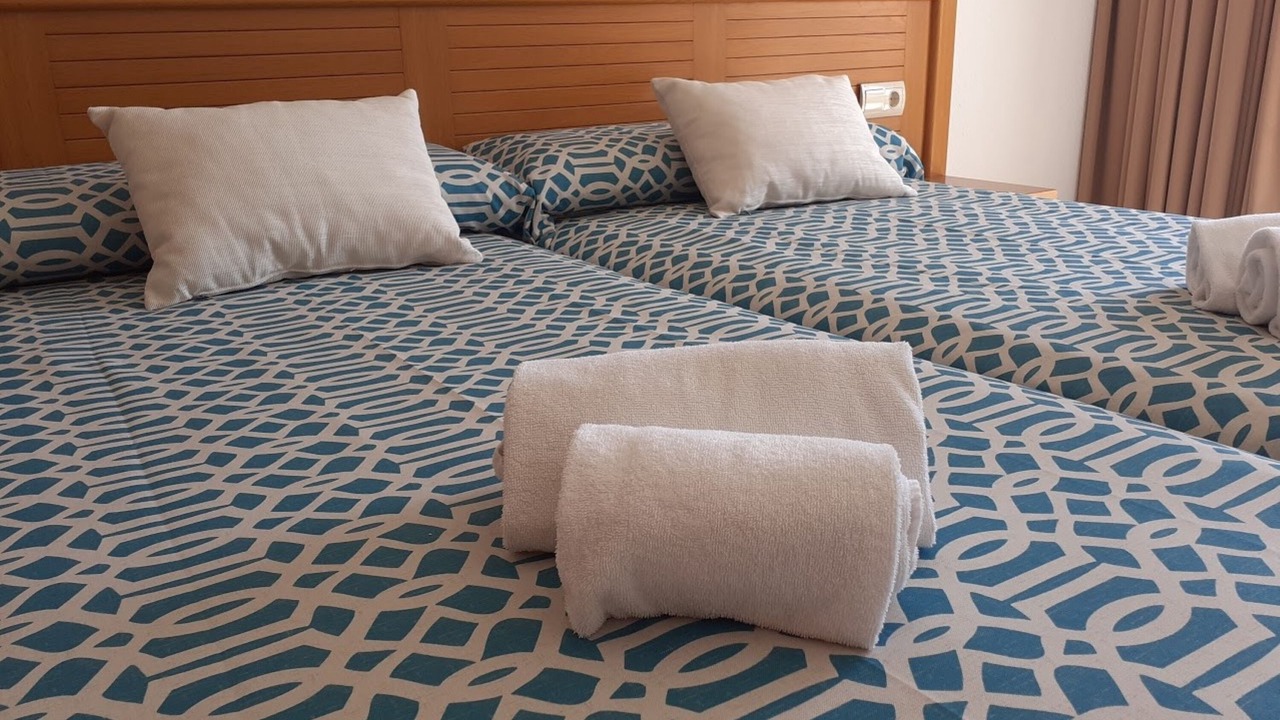 Photo of Bedroom in Pals