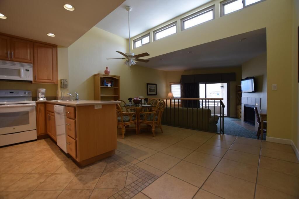 Photo of Livingroom in Townsite