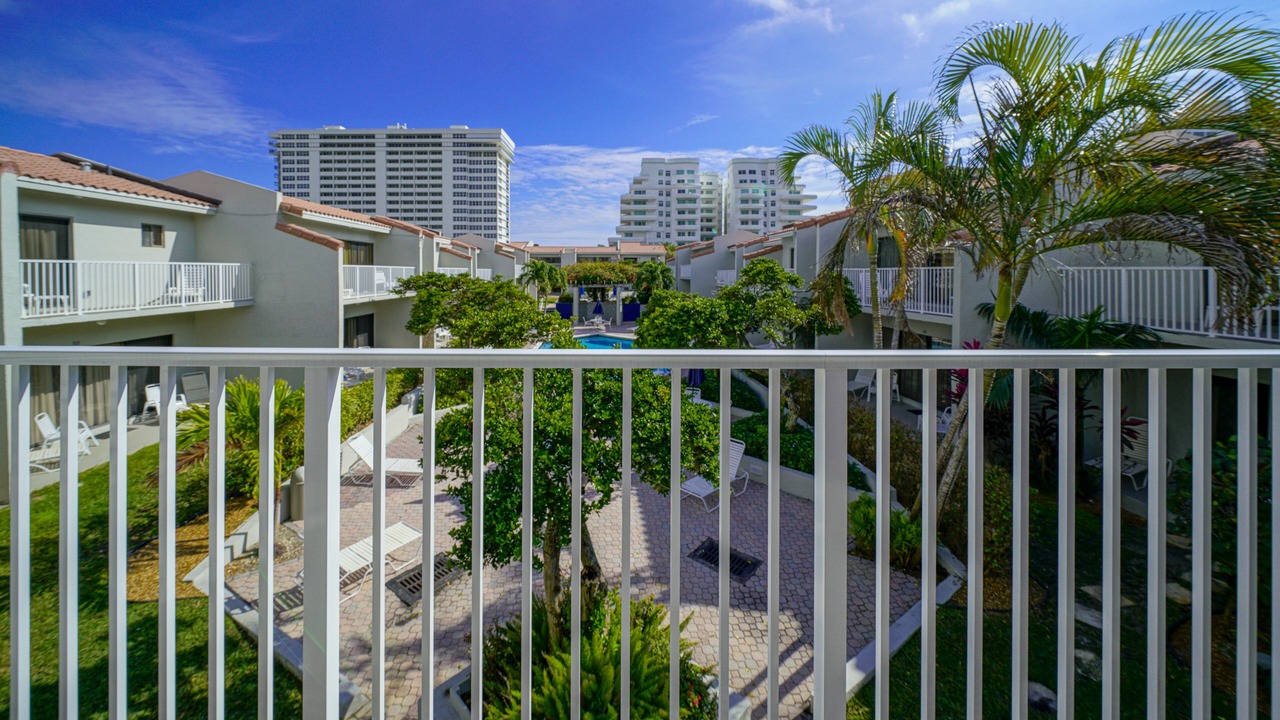 Photo of Bedroom in Boca Raton