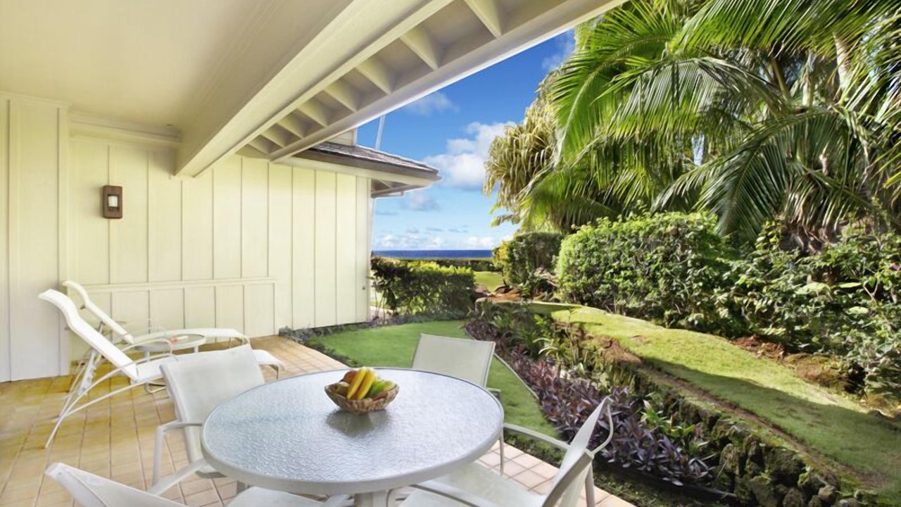 Photo of Bedroom in Poipu