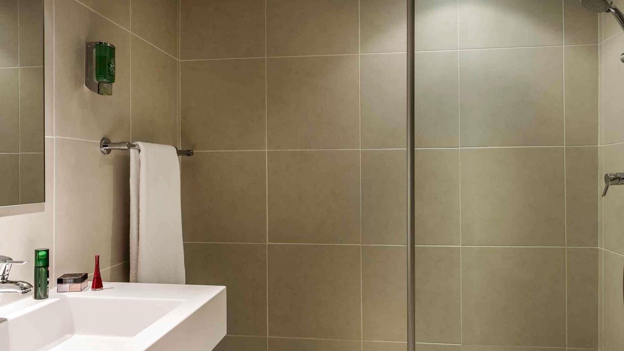Photo of Bedroom in Republique–Point-du-Jour