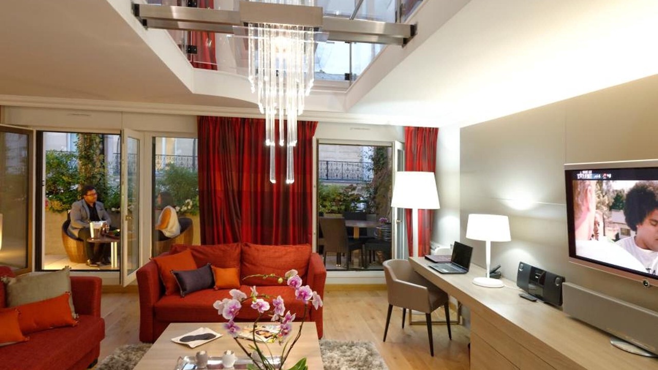 Photo of Bedroom in Chaillot