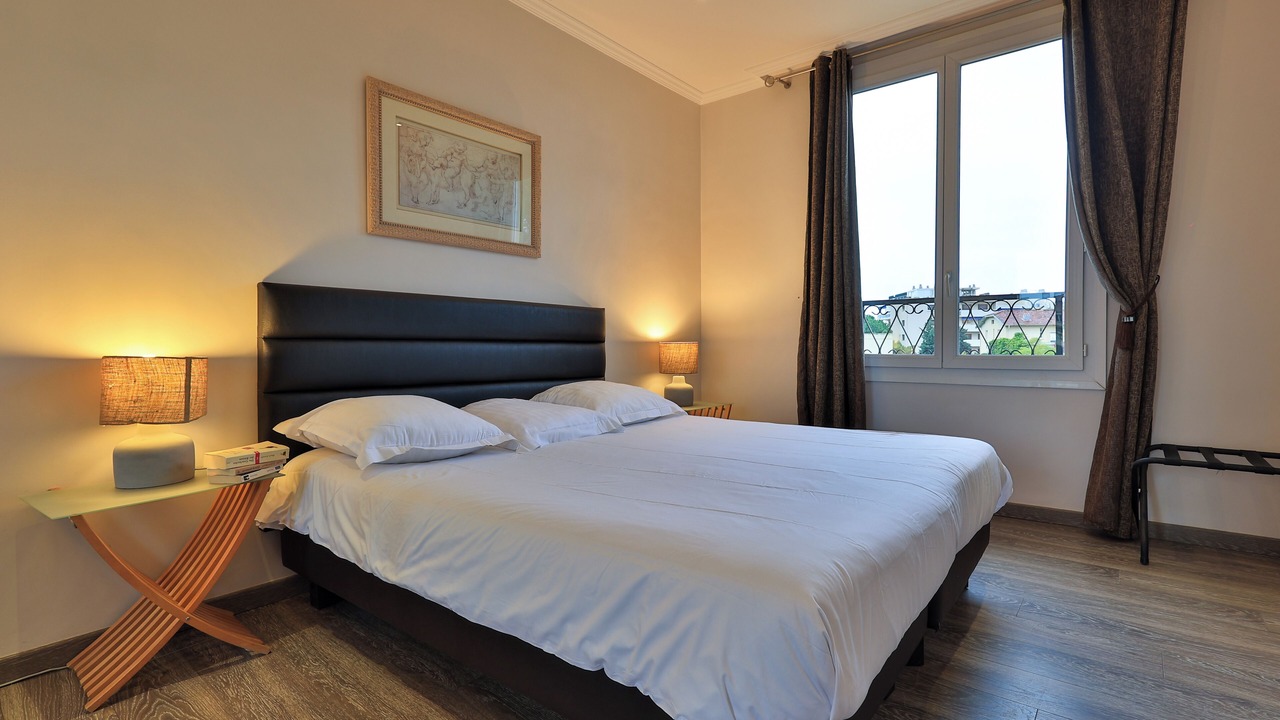 Photo of Bedroom in Juan-les-Pins