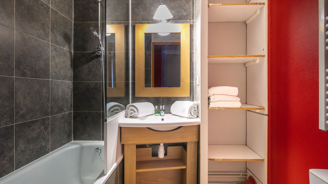 Photo of Bathroom in Jeux