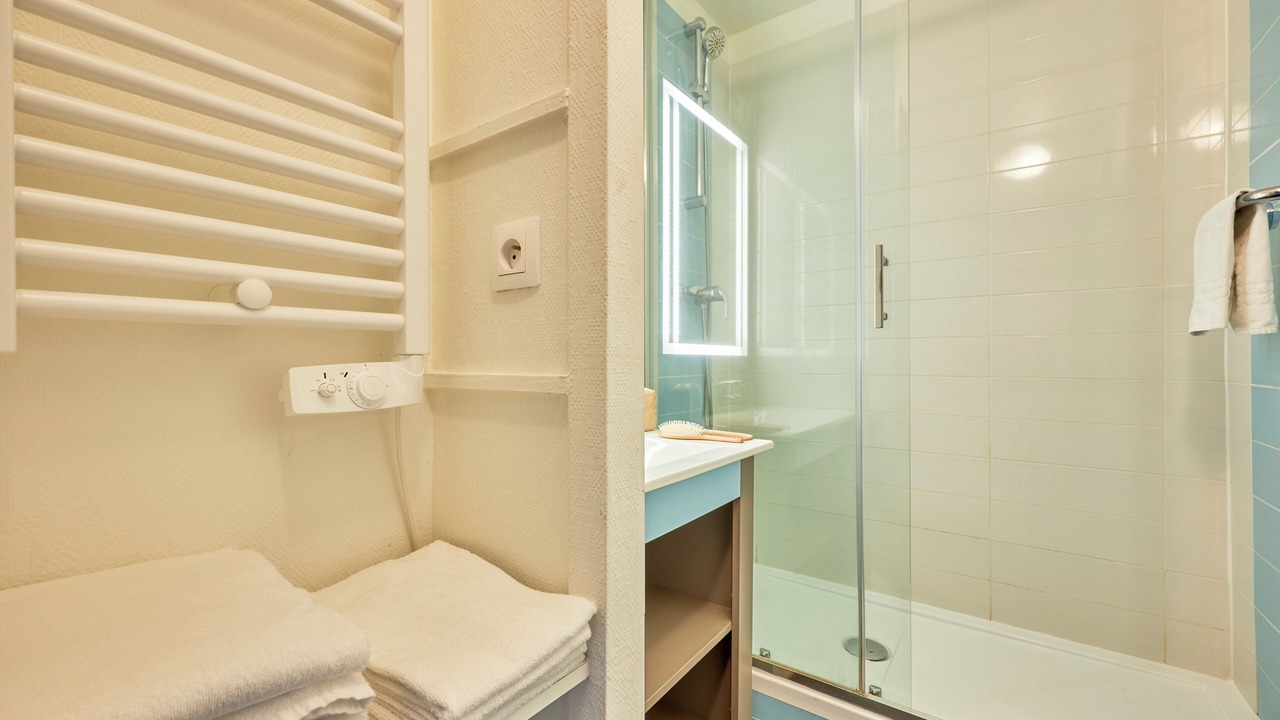 Photo of Bathroom in Trouville-sur-Mer