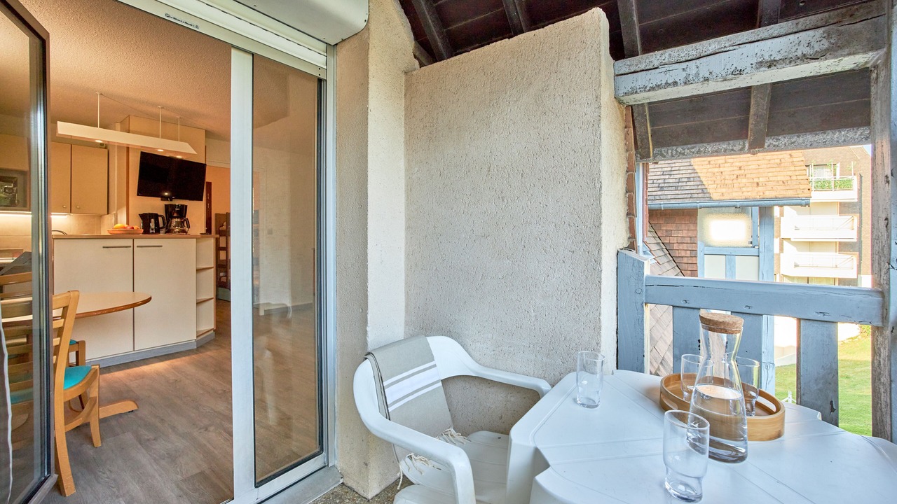 Photo of Patio Balcony in Trouville-sur-Mer