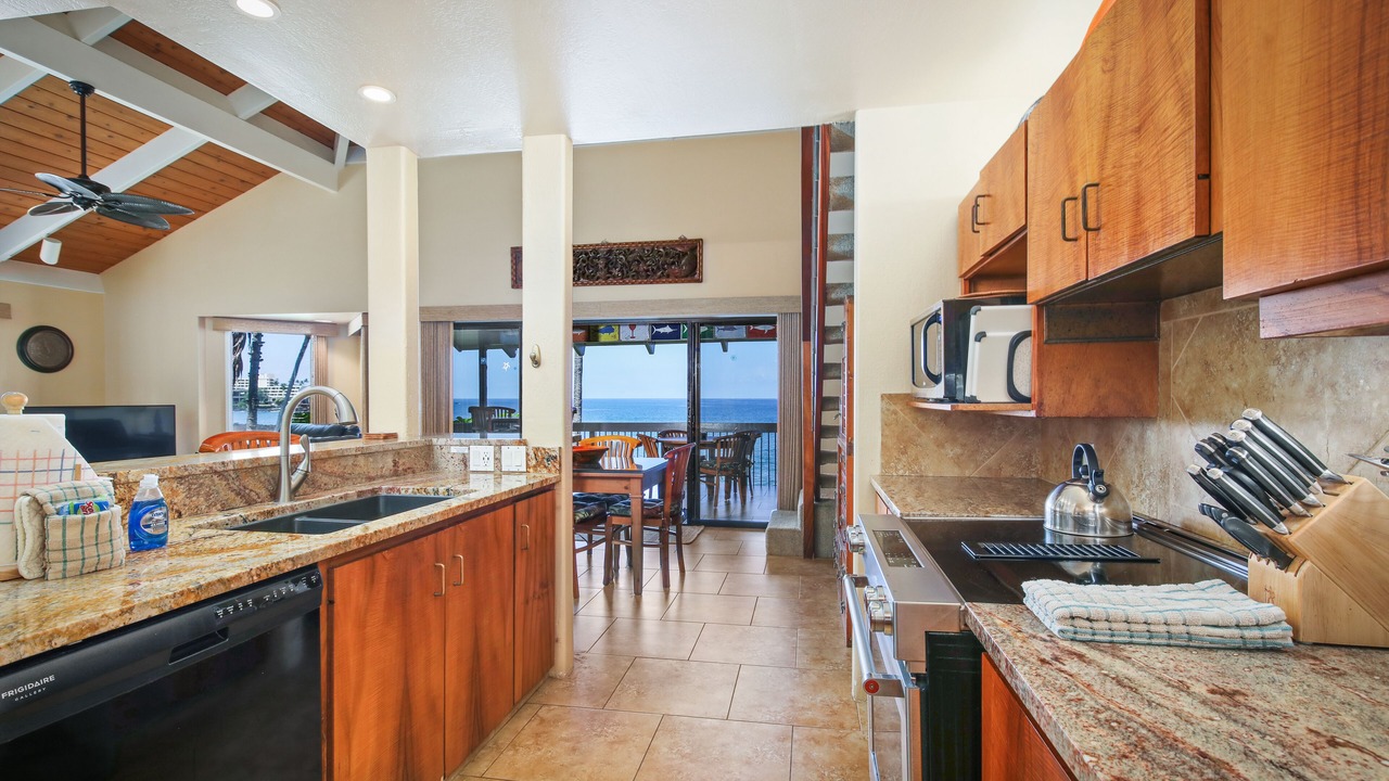 Photo of Kitchen in Keauhou