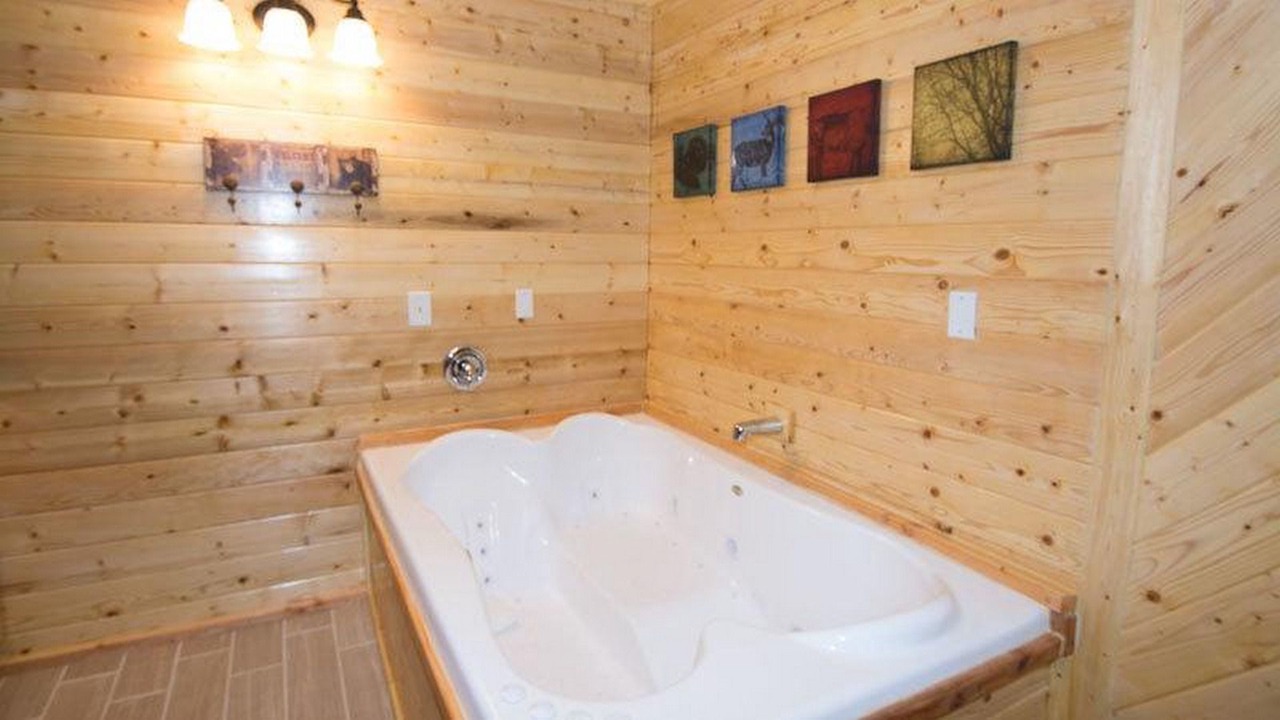 Photo of Bathroom in Ruidoso