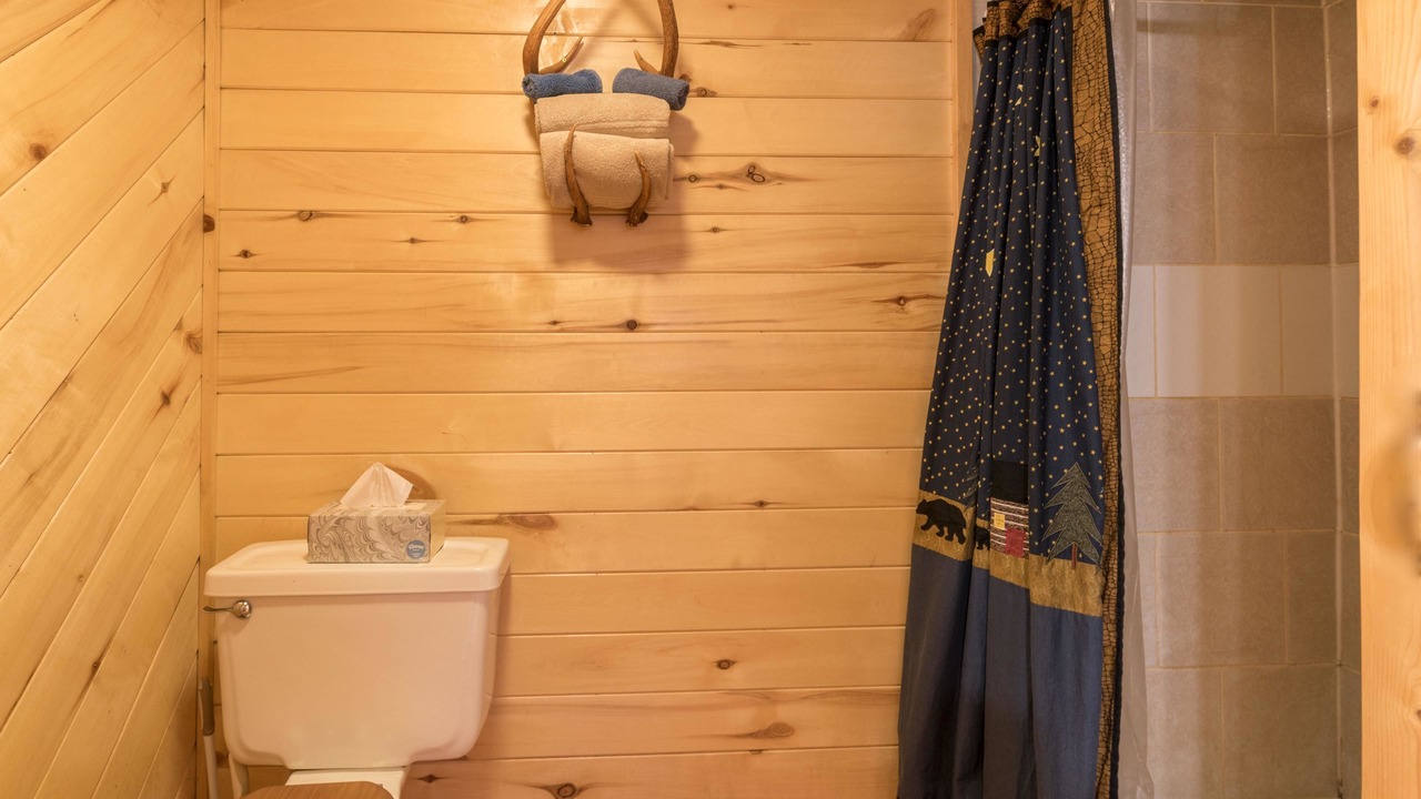 Photo of Bathroom in Ruidoso