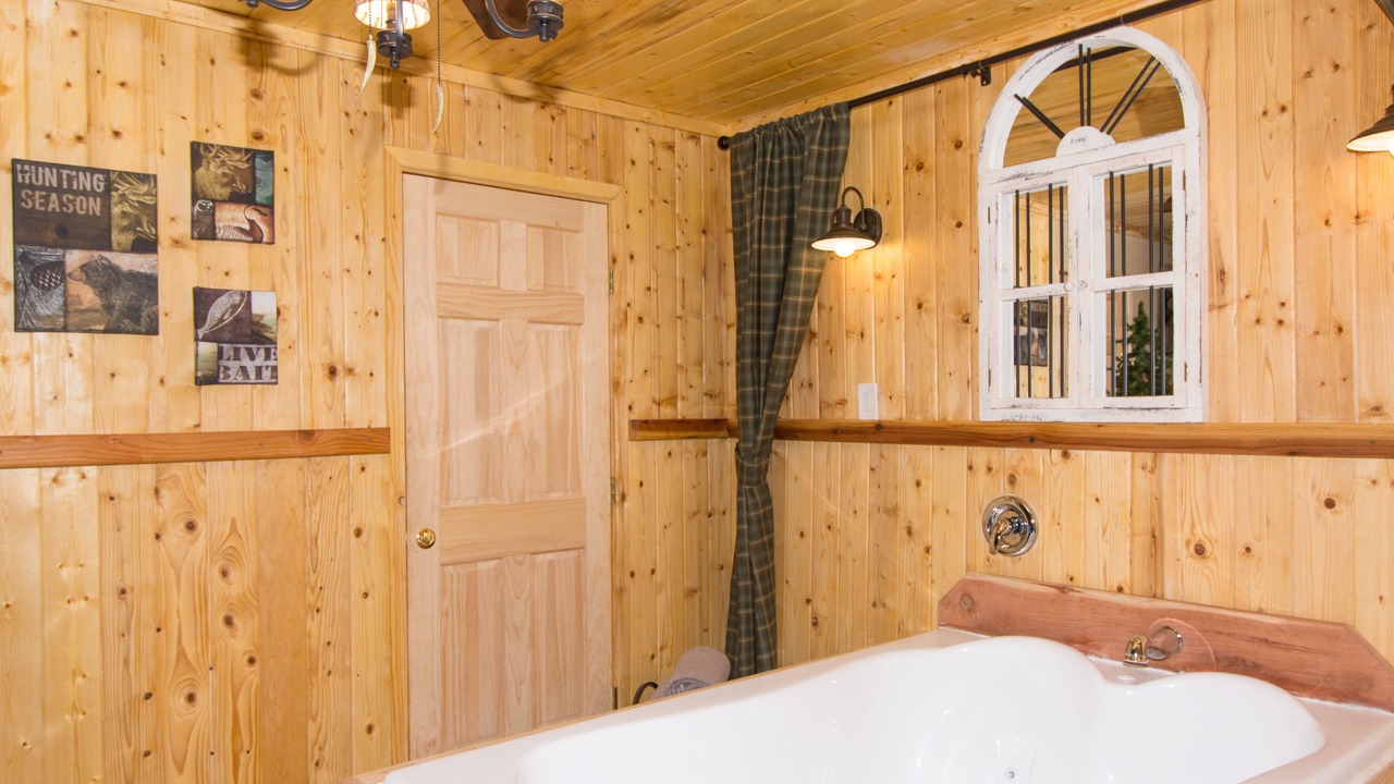 Photo of Bathroom in Ruidoso